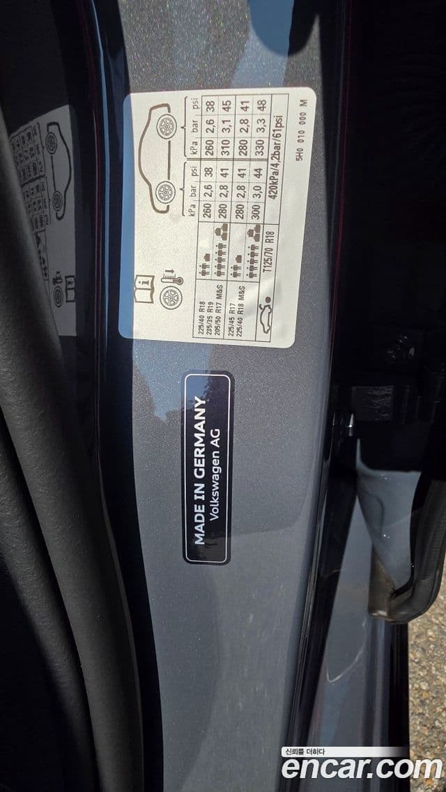 Volkswagen Гольф 8세대 2.0 GTI, 2024 20