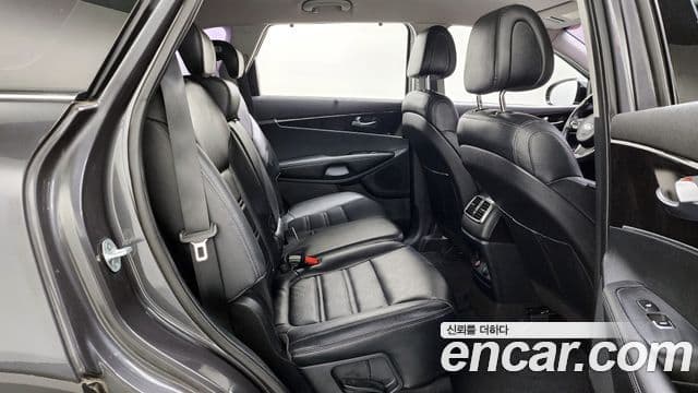 Kia All New Sorento Prestige, 2015 12
