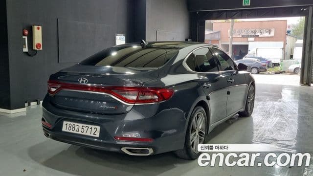Hyundai Grandeur IG 3.0 LPi Exclusive (арендный автомобиль), 2019 2
