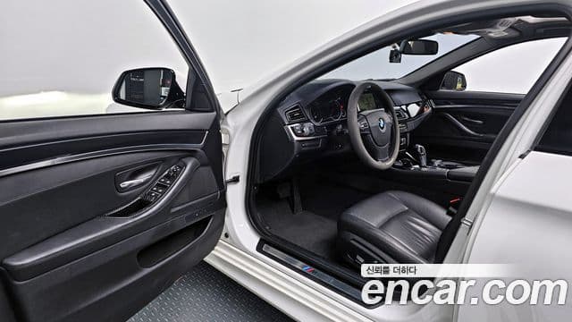 BMW 5시리즈 (F10) 520d M Aero Dynamic, 2016 11