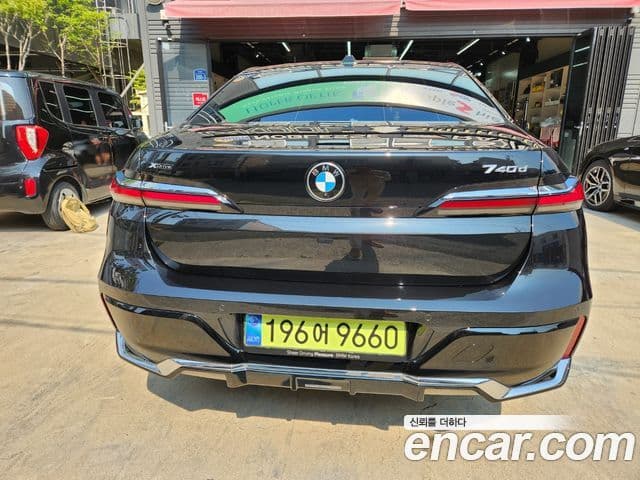 BMW 7시리즈 (G70) 740d xDrive M Sport, 2025 все фото