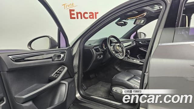 Porsche Macan 95B, 2015 10