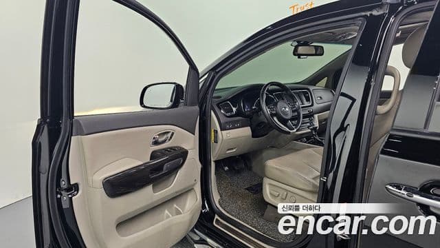 Kia All New Carnival Special, 2018 10