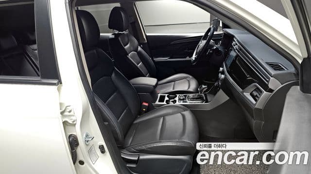 KG모빌리티(SsangYong) Beautiful Korando Plus, 2021 10