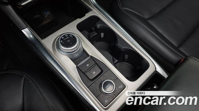 Ford Explorer 6세대, 2022 9