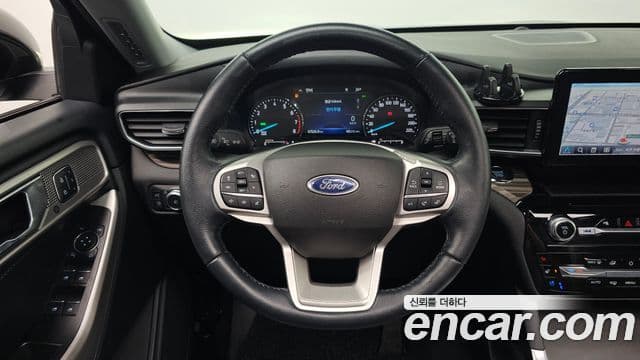 Ford Explorer 6세대, 2022 13