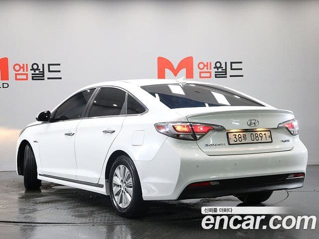 Hyundai LF Sonata гибрид Modern, 2016 4