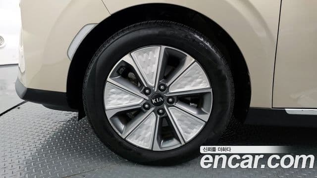 Kia Soul 부스터 EV Noblesse, 2019 все фото