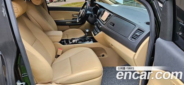 Kia All New Carnival Luxury, 2018 13