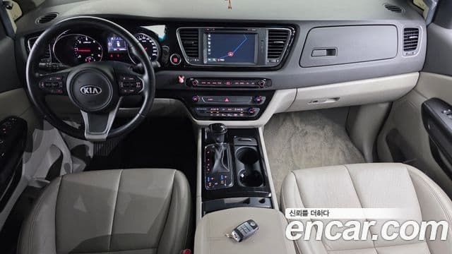 Kia All New Carnival Noblesse, 2016 7