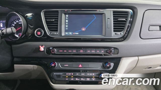 Kia All New Carnival Noblesse, 2016 15