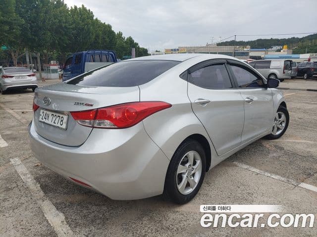 Hyundai Avante MD Luxury, 2012 4