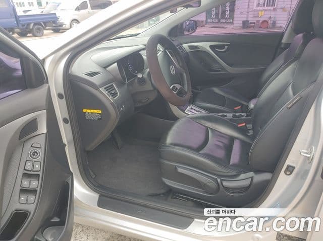 Hyundai Avante MD Luxury, 2012 8