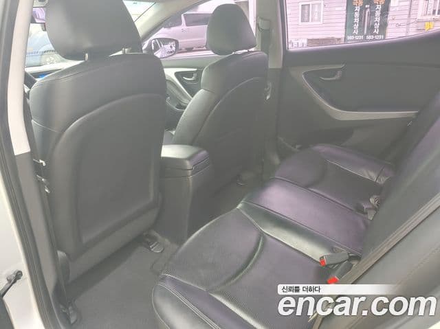 Hyundai Avante MD Luxury, 2012 9
