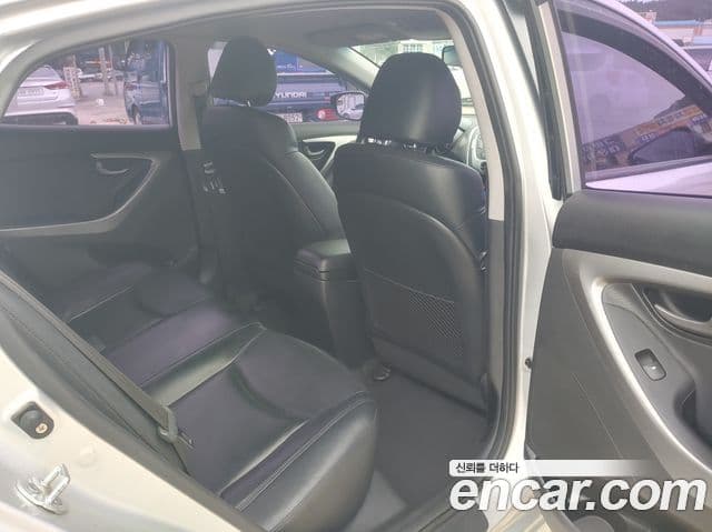 Hyundai Avante MD Luxury, 2012 12