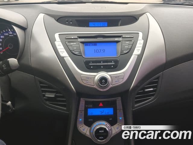 Hyundai Avante MD Luxury, 2012 13