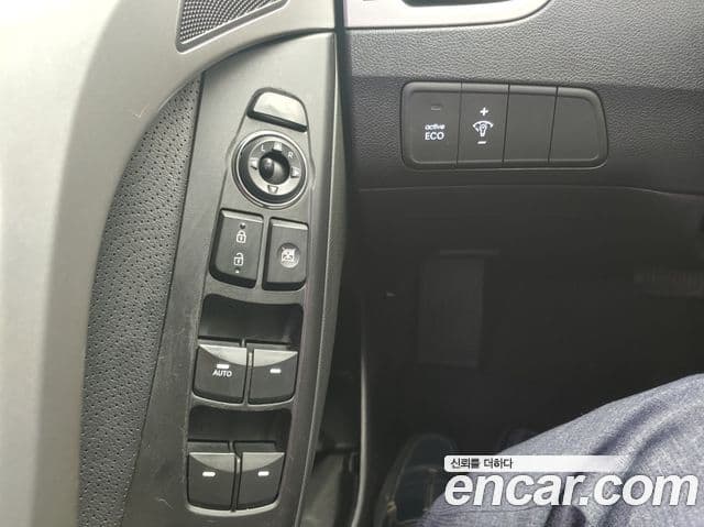 Hyundai Avante MD Luxury, 2012 14