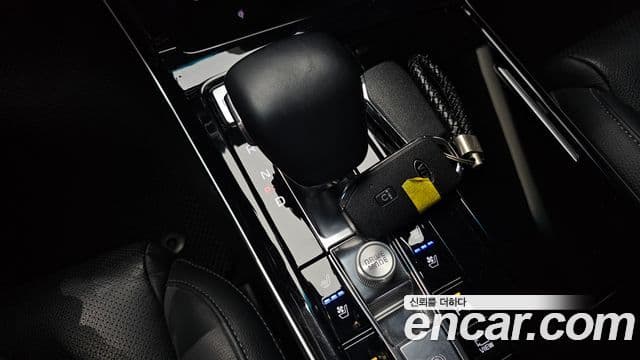 Kia K7 Premier гибрид Prestige, 2020 9