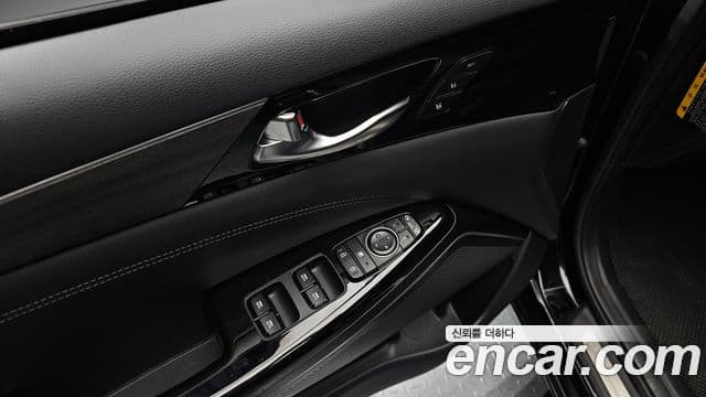 Kia K7 Premier гибрид Prestige, 2020 17