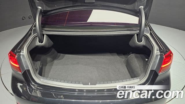 Kia K7 Premier гибрид Prestige, 2020 20