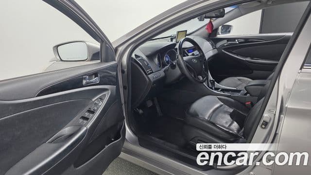 Hyundai YF Sonata топовая версия, 2010 11