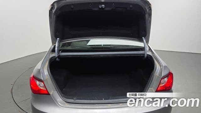 Hyundai YF Sonata топовая версия, 2010 20