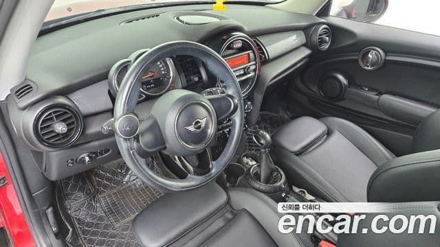 Mini Cooper 3세대, 2015 7
