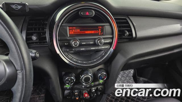 Mini Cooper 3세대, 2015 14