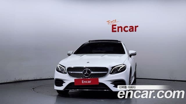 Mercedes-Benz E-класс W213 E400 4MATIC купе, 2017 3