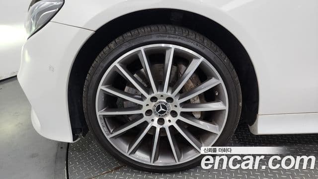 Mercedes-Benz E-класс W213 E400 4MATIC купе, 2017 все фото