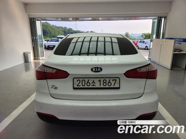 Kia K3 Trendy, 2014 4