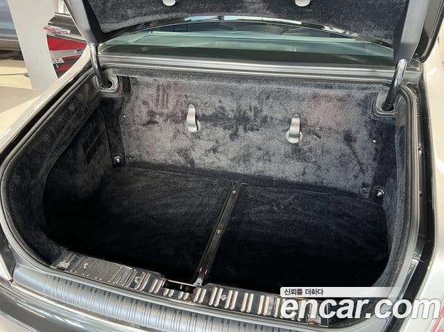 Rolls-Royce 팬텀 6.7 EWB V12, 2016 15