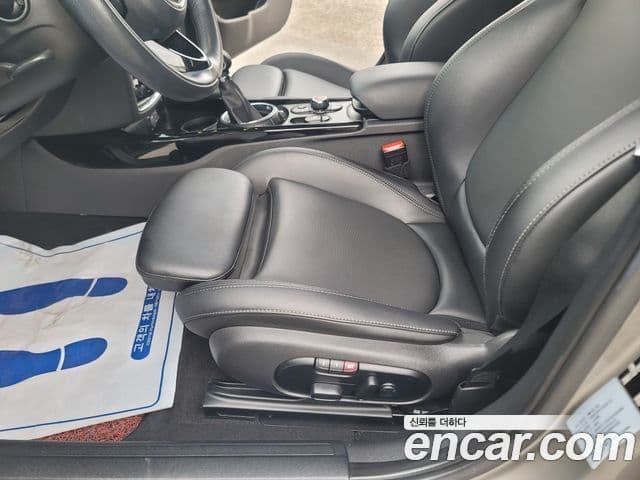 Mini Cooper D 클럽맨 2세대, 2016 12