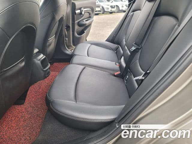 Mini Cooper D 클럽맨 2세대, 2016 15