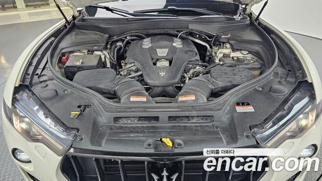 Maserati Levante 3.0 AWD GranSport, 2018 6