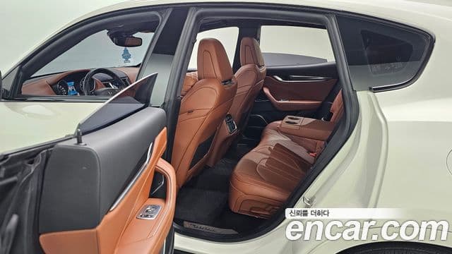 Maserati Levante 3.0 AWD GranSport, 2018 12