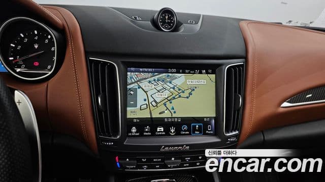 Maserati Levante 3.0 AWD GranSport, 2018 14