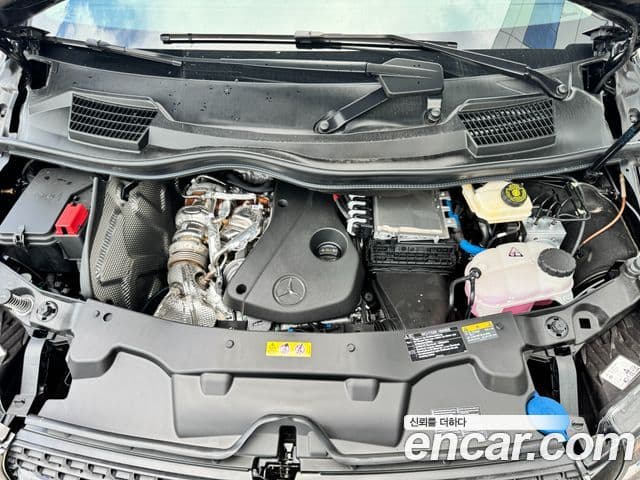 Mercedes-Benz V-класс W447, 2025 6