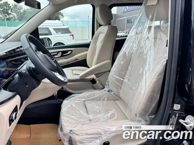 Mercedes-Benz V-класс W447, 2025 10