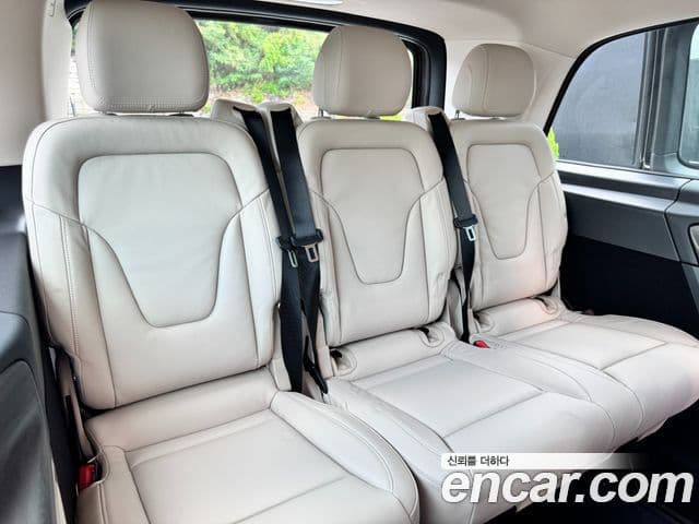 Mercedes-Benz V-класс W447, 2025 14