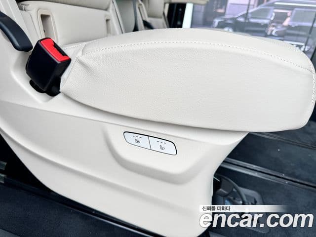 Mercedes-Benz V-класс W447, 2025 15