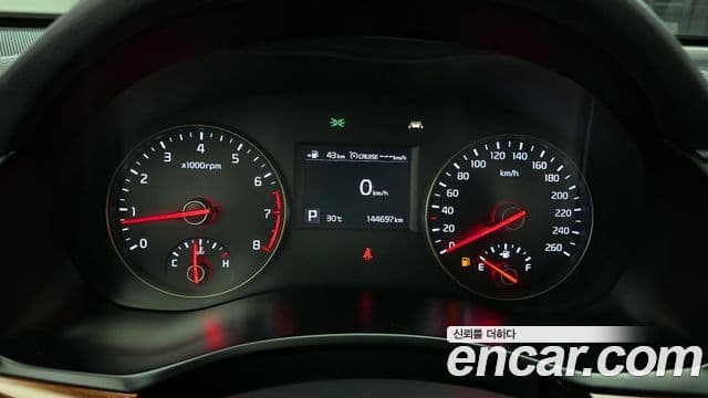 Kia All New K7 Noblesse, 2016 8