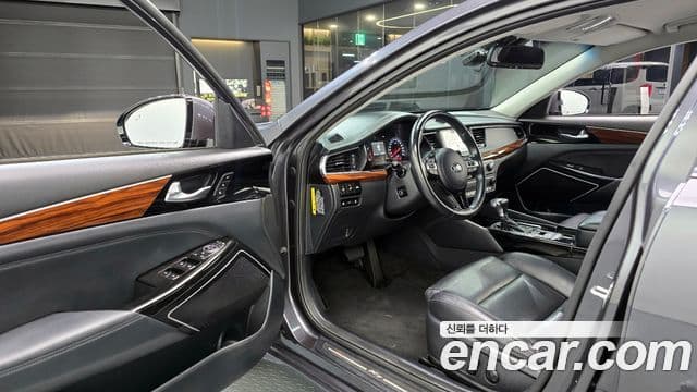 Kia All New K7 Noblesse, 2016 11