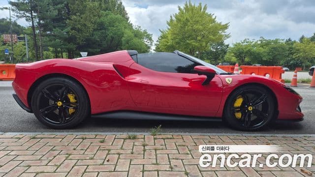 Ferrari 296 GTS 3.0 V6, 2024 12