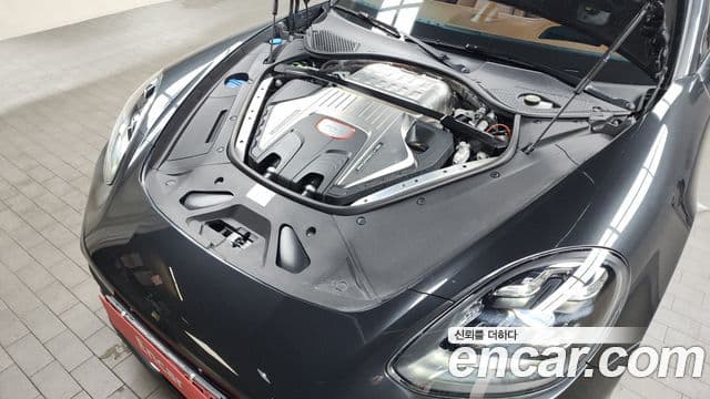 Porsche Panamera (971) 4.0 турбо S, 2023 6