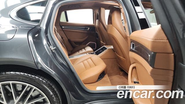 Porsche Panamera (971) 4.0 турбо S, 2023 12