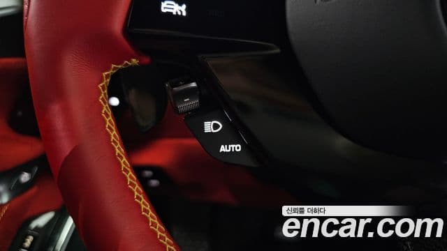 Ferrari 로마, 2022 17