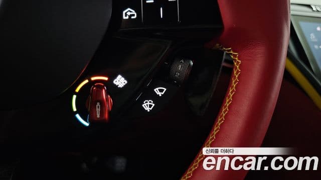 Ferrari 로마, 2022 18