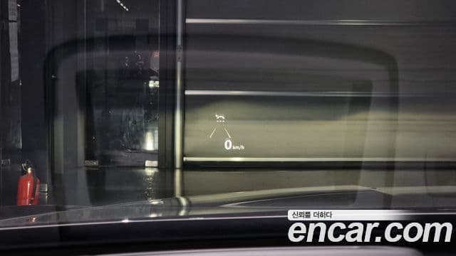 Genesis G90 Luxury, 2019 15