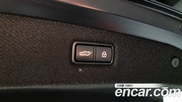 Genesis G90 Luxury, 2019 19